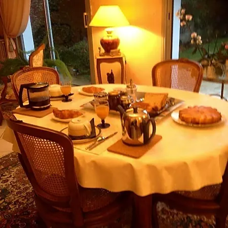 Agora Mijo D'hotes Bed & Breakfast