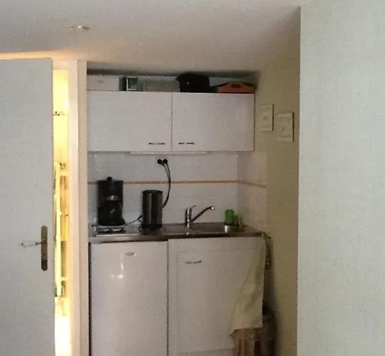 B&B Agora Mijo D'hotes 낭트